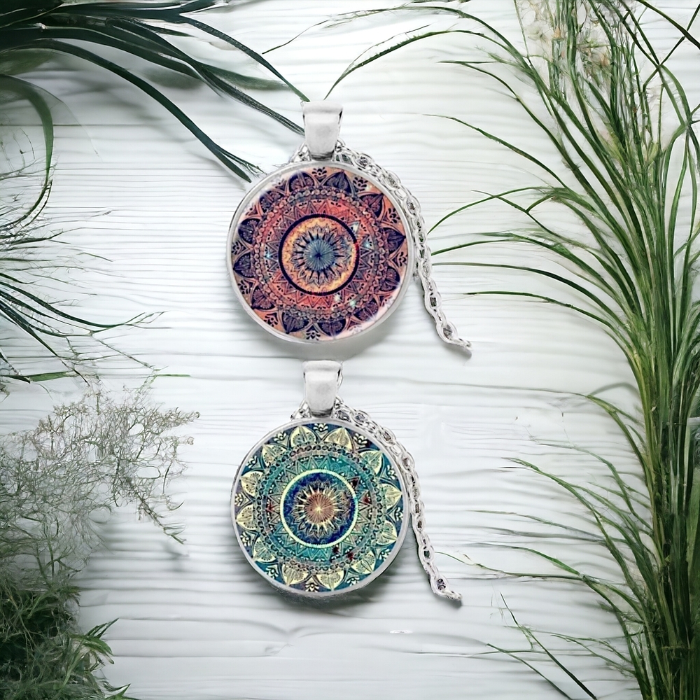68657 Glass Dome Necklace
